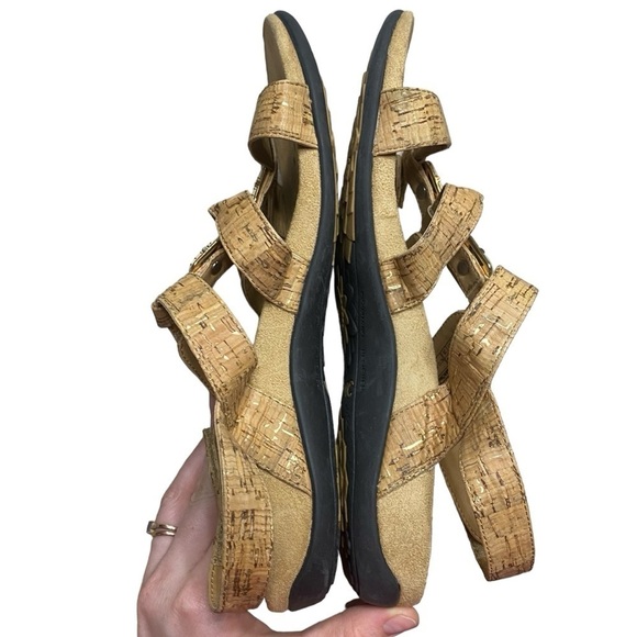 Vionic “Amber” Tan Cork Adjustable Sandal Size 9 - Picture 9 of 11